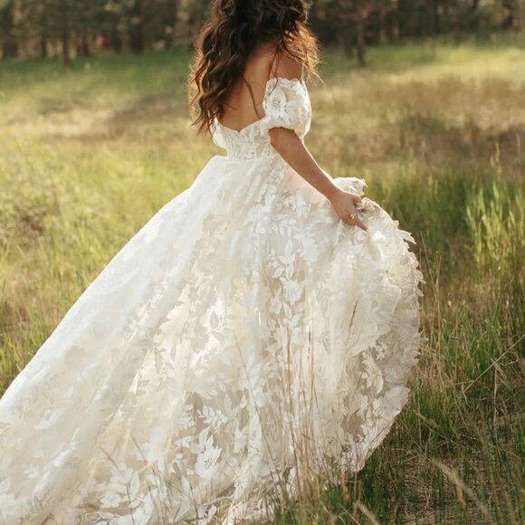 Jenny Yoo Madeline Wedding Gown Size 16 NEW - Picture 12 of 13